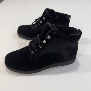 UGG Bethany Chukka Boots Womens 8 Black Water Resistant Suede | Gorpcore